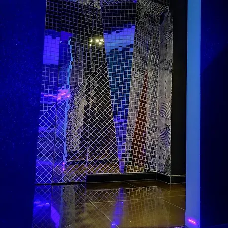 Panoramic - Jacuzzi & Parking Braşov