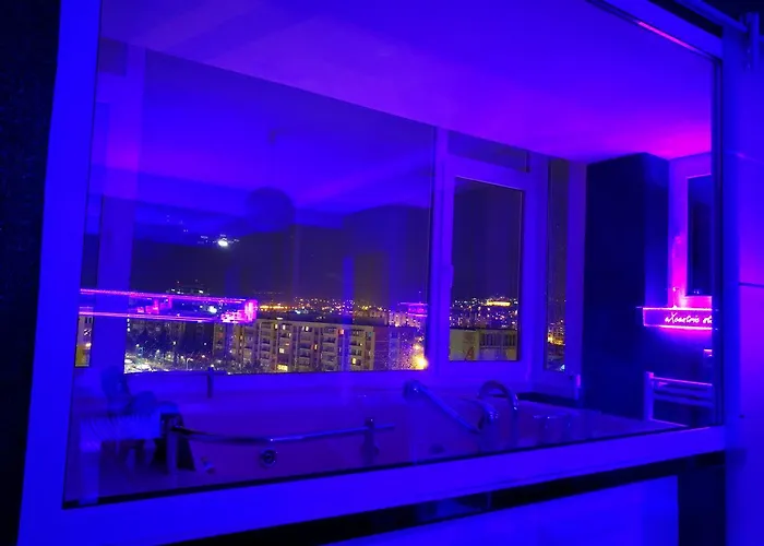 Panoramic - Jacuzzi & Parking דירה