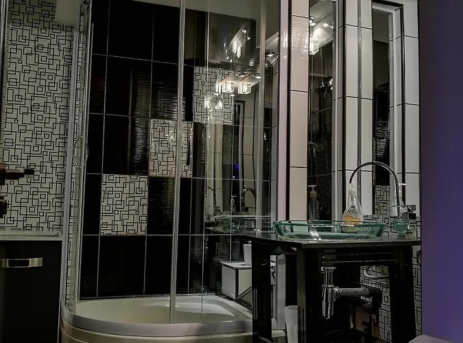 Panoramic - Jacuzzi & Parking